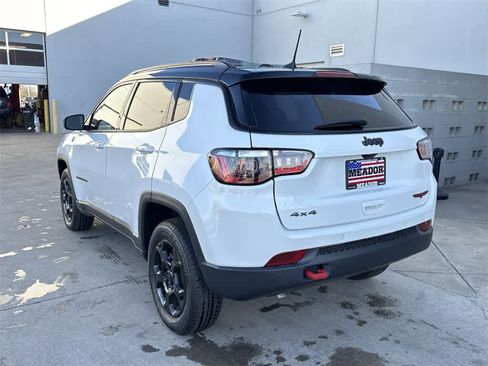 Used 2023 Jeep Compass Trailhawk image 4
