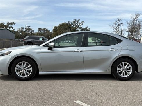 Certified 2025 Toyota Camry LE image 10