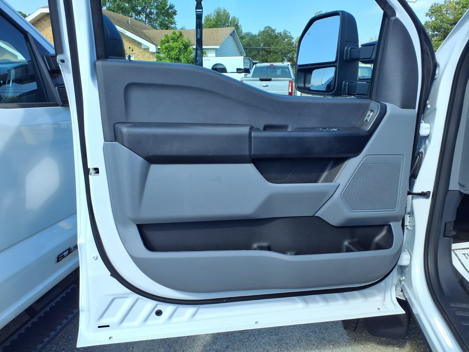 New 2026 Ford F550 4x4 Regular Cab Super Duty image 6