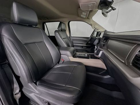Certified 2022 Ford Expedition XLT RWD image 14