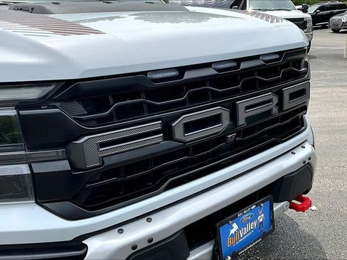 Used 2025 Ford F150 Raptor AWD/4WD image 36
