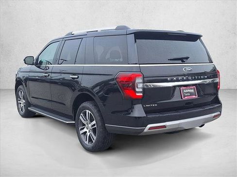 Used 2023 Ford Expedition Limited image 8