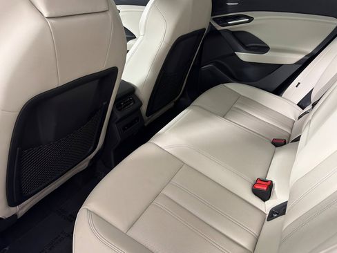 Certified 2025 Audi Q6 e-tron Premium Plus w/ Premium Plus image 11