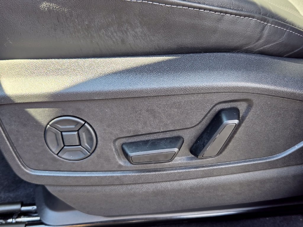 Certified 2025 Audi Q5 Premium AWD/4WD image 12