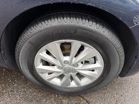 Used 2016 Kia Sedona LX w/ Option Group 020 image 15