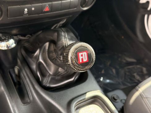 Used 2017 Jeep Wrangler Unlimited Sport AWD/4WD image 13