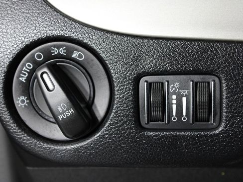 Used 2019 Dodge Grand Caravan GT image 21