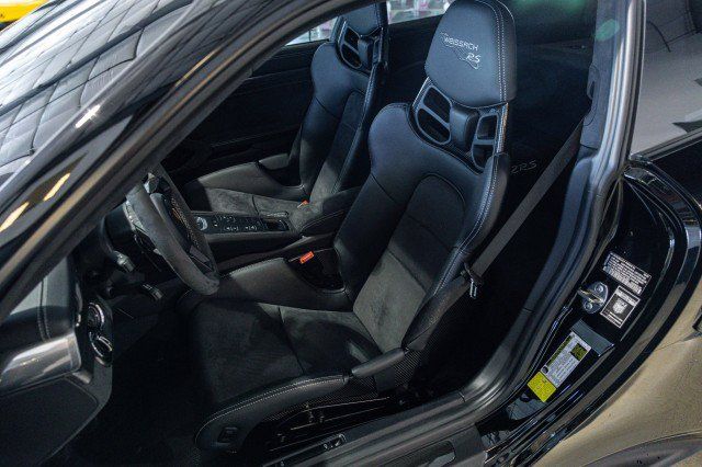 Used 2019 Porsche 911 GT2 RS w/ Weissach Package RWD image 23