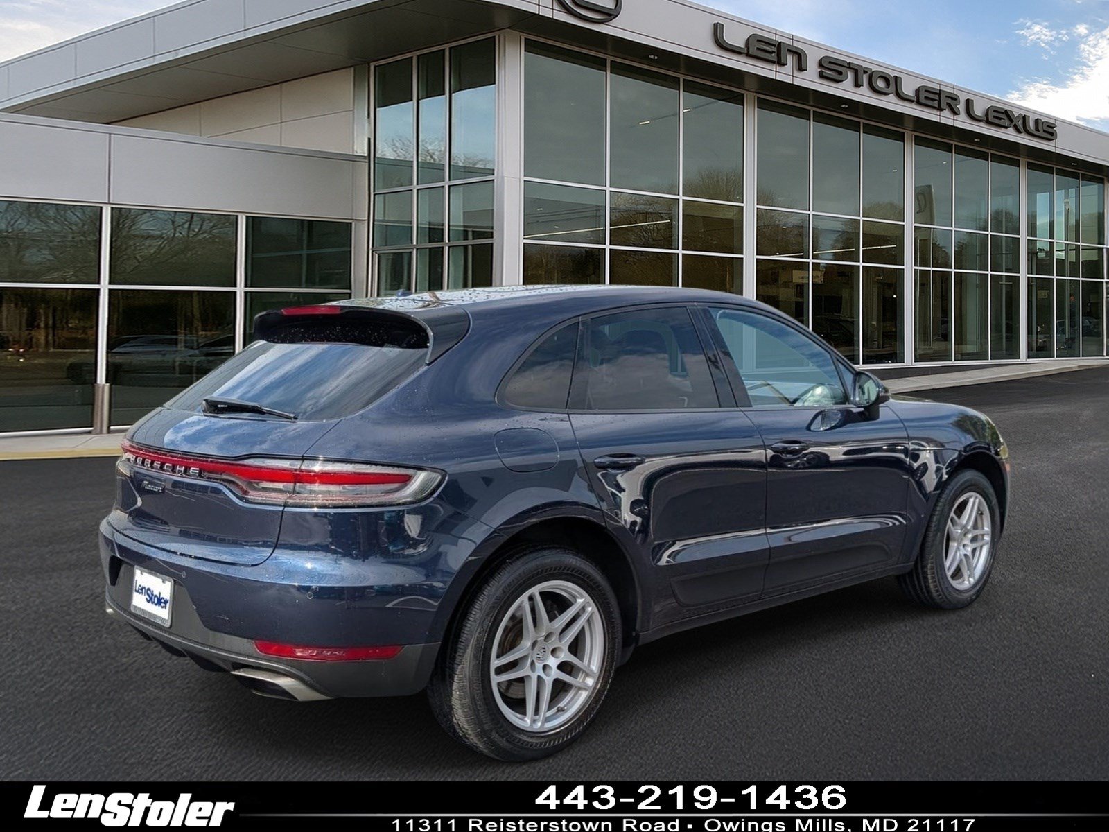 Used 2019 Porsche Macan AWD/4WD image 3