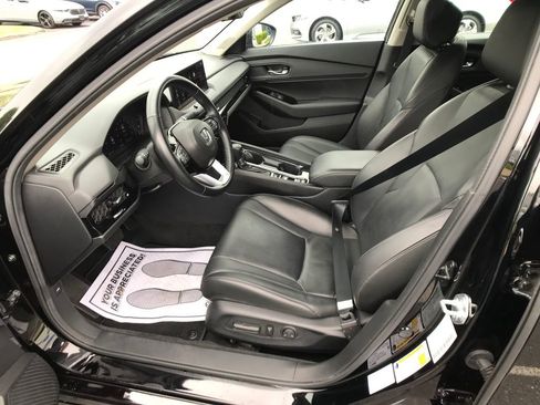 Certified 2024 Honda Accord Touring image 4