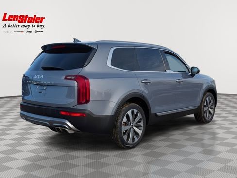 Used 2022 Kia Telluride S image 5