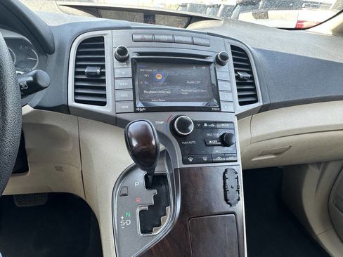 Used 2015 Toyota Venza LE image 22