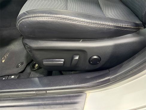 Used 2012 Toyota Camry SE image 12