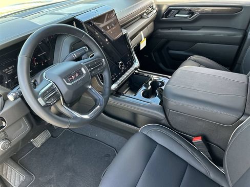 New 2026 GMC Yukon XL Elevation AWD/4WD image 10
