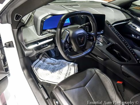 Used 2020 Chevrolet Corvette Stingray Preferred Cpe w/ 2LT Preferred Equipment Group RWD image 13