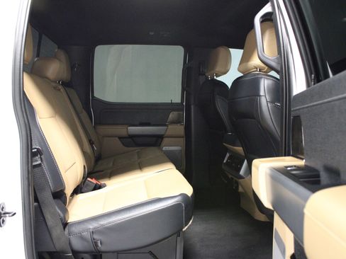 Used 2024 Ford F350 Lariat w/ Lariat Ultimate Package image 15