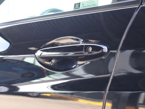 Used 2022 Honda HR-V Sport image 21