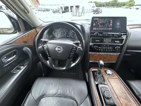 Used 2021 Nissan Armada SL w/ Captain's Chairs Package AWD/4WD image 13