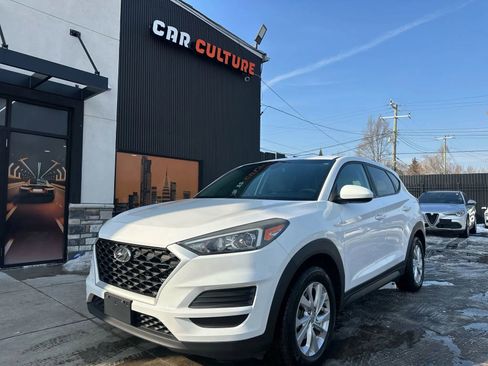 Used 2019 Hyundai Tucson SE image 1
