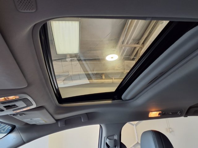 Used 2022 Toyota Sienna XLE AWD/4WD image 14
