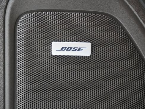 Used 2021 GMC Sierra 1500 SLT w/ SLT Premium Plus Package image 17