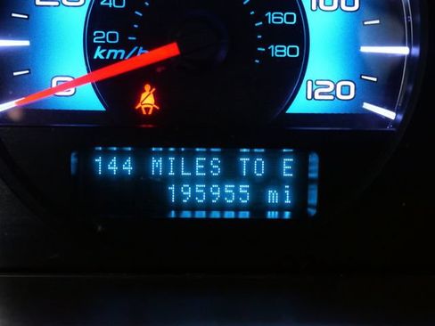 Used 2010 Ford Fusion SE FWD image 23