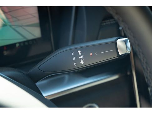 New 2026 GMC Terrain Elevation w/ Elevation Premium Package FWD image 21
