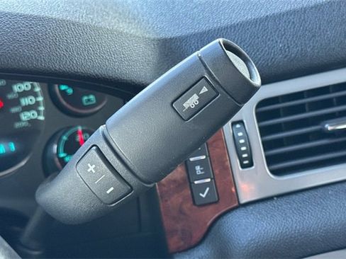 Used 2013 GMC Sierra 2500 SLT w/ SLT Convenience Package image 34