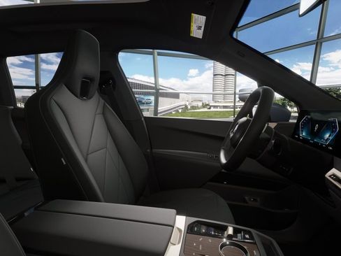New 2026 BMW iX xDrive45 image 9