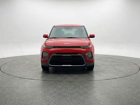Used 2025 Kia Soul LX w/ LX Technology Package image 2