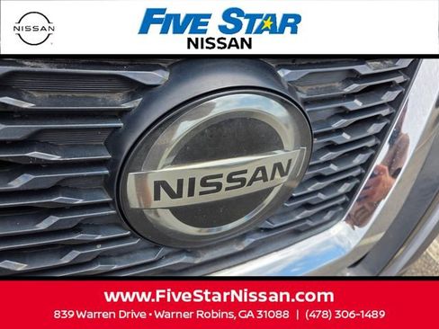 Used 2019 Nissan Rogue SL w/ Premium Package AWD/4WD image 16