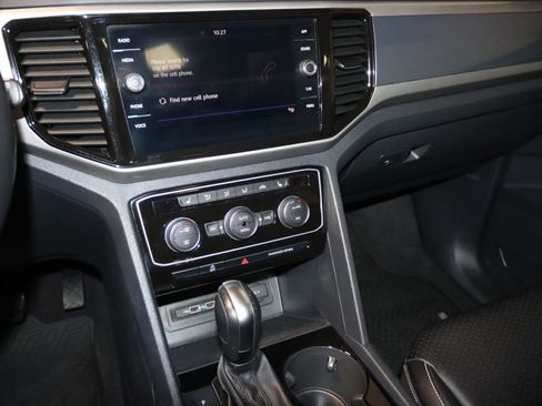 Used 2020 Volkswagen Atlas Cross Sport SEL AWD/4WD image 42