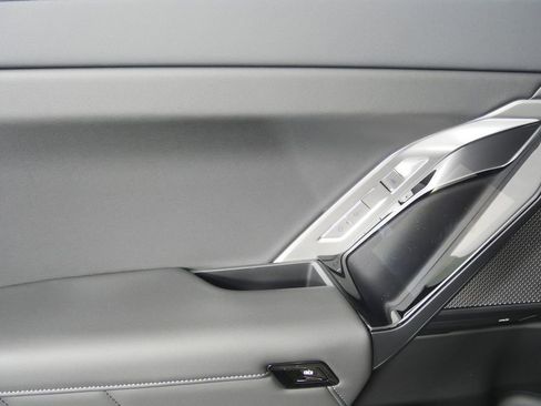 Used 2026 BMW 740i image 14