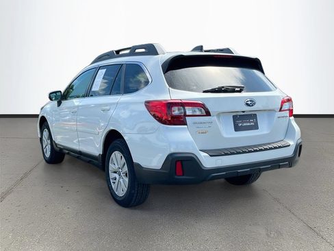 Used 2019 Subaru Outback 2.5i Premium AWD/4WD image 5