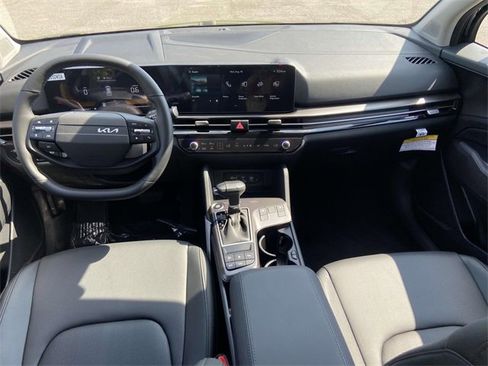 New 2026 Kia Sportage EX w/ EX Panorama Roof Package image 10