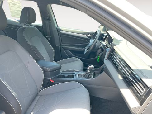 Used 2025 Volkswagen Jetta Sport FWD image 19