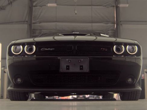 Used 2022 Dodge Challenger R/T Scat Pack RWD image 10