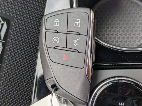 New 2026 Chevrolet Equinox ACTIV w/ Convenience Package III image 32