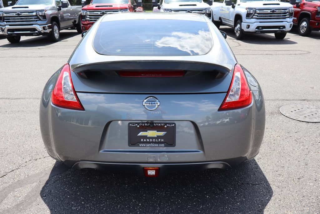 Used 2016 Nissan 370Z Coupe RWD image 27