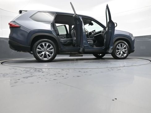 Certified 2025 Toyota Grand Highlander AWD image 51