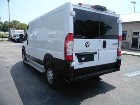 Used 2023 RAM ProMaster 2500 FWD image 10