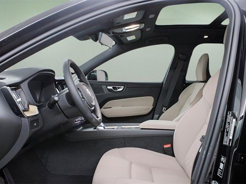 New 2026 Volvo XC60 B5 Core w/ Protection Package Premier image 26