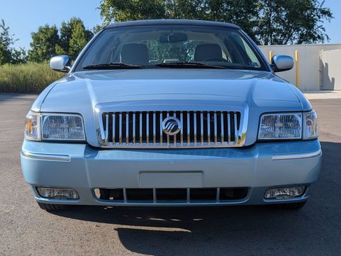Used 2011 Mercury Grand Marquis LS image 10