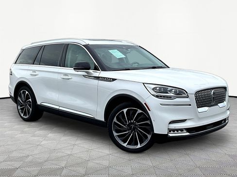 Used 2020 Lincoln Aviator Reserve w/ Equipment Group 202A AWD/4WD image 3