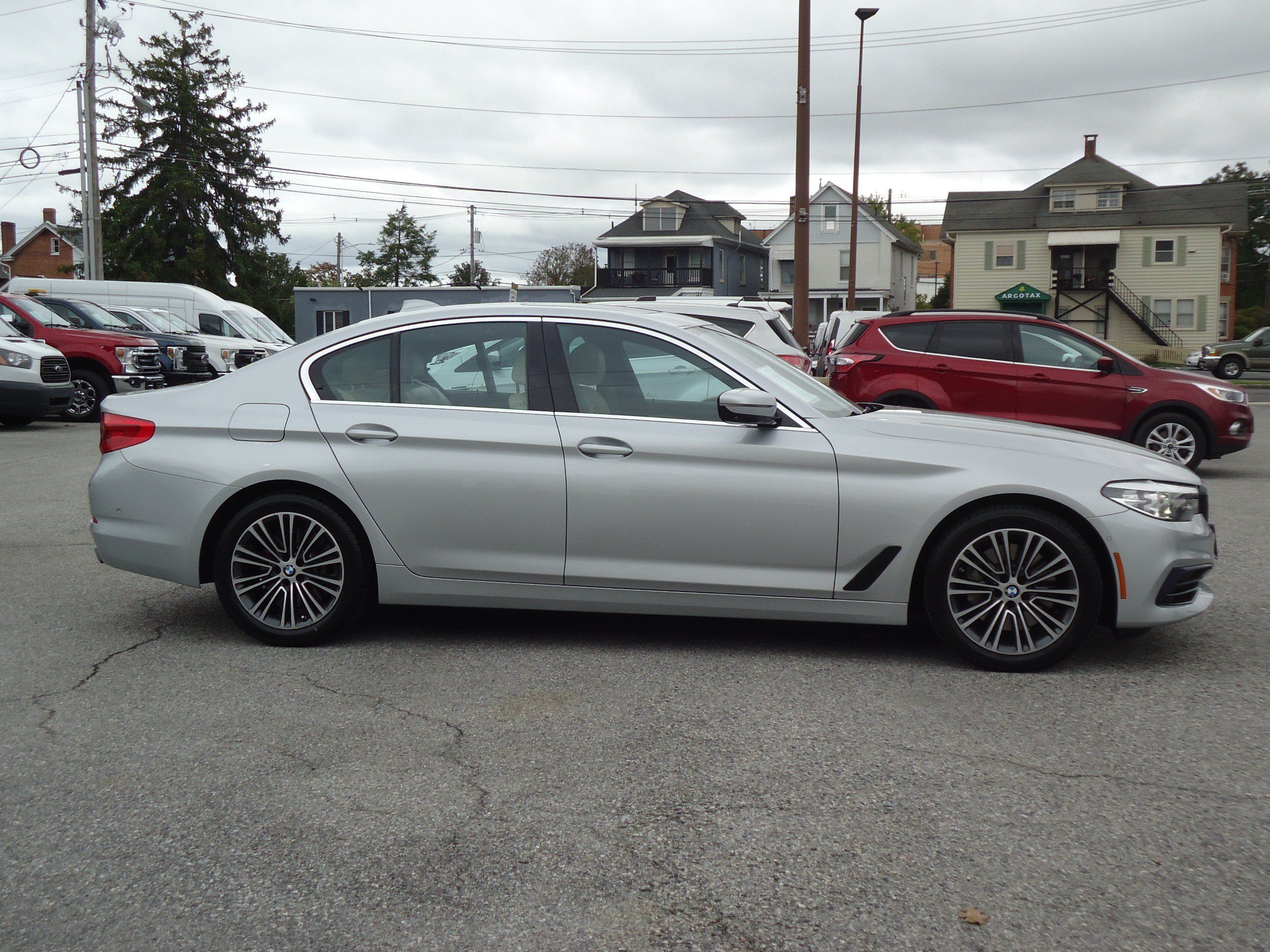 Used 2019 BMW 540i RWD image 2