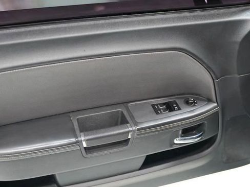 Used 2013 Dodge Challenger SRT8 w/ Harman Kardon Audio Group RWD image 15