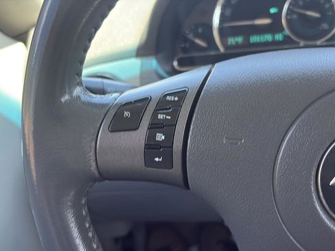 Used 2006 Chevrolet HHR LT w/ Preferred Equipment Group FWD image 19