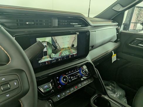 New 2026 GMC Sierra 3500 AT4 w/ AT4 Premium Plus Package image 23