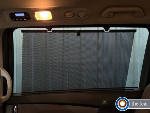 Used 2015 Honda Odyssey Touring Elite image 23