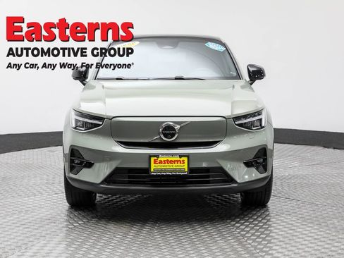Used 2023 Volvo C40 P8 Recharge Plus w/ Climate Package image 2